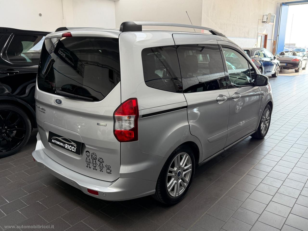 FORD Tourneo Courier 1.0 EcoBoost 100 CV TITANIUM