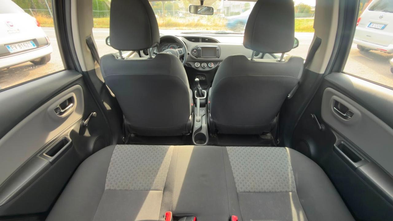 Toyota Yaris 1.0 5 porte Lounge