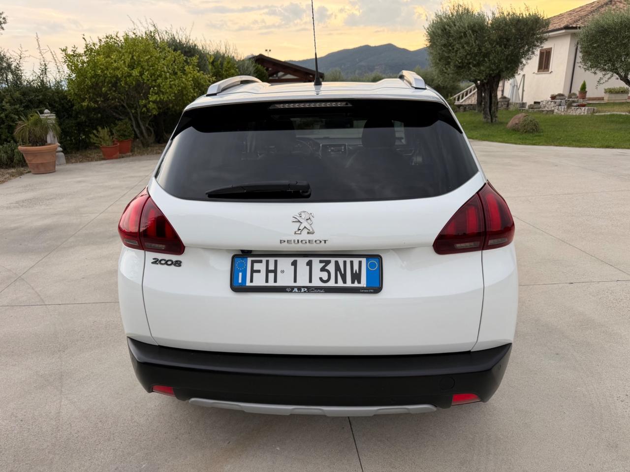 Peugeot 2008 Blue HDi 1.6 HDI EURO 6