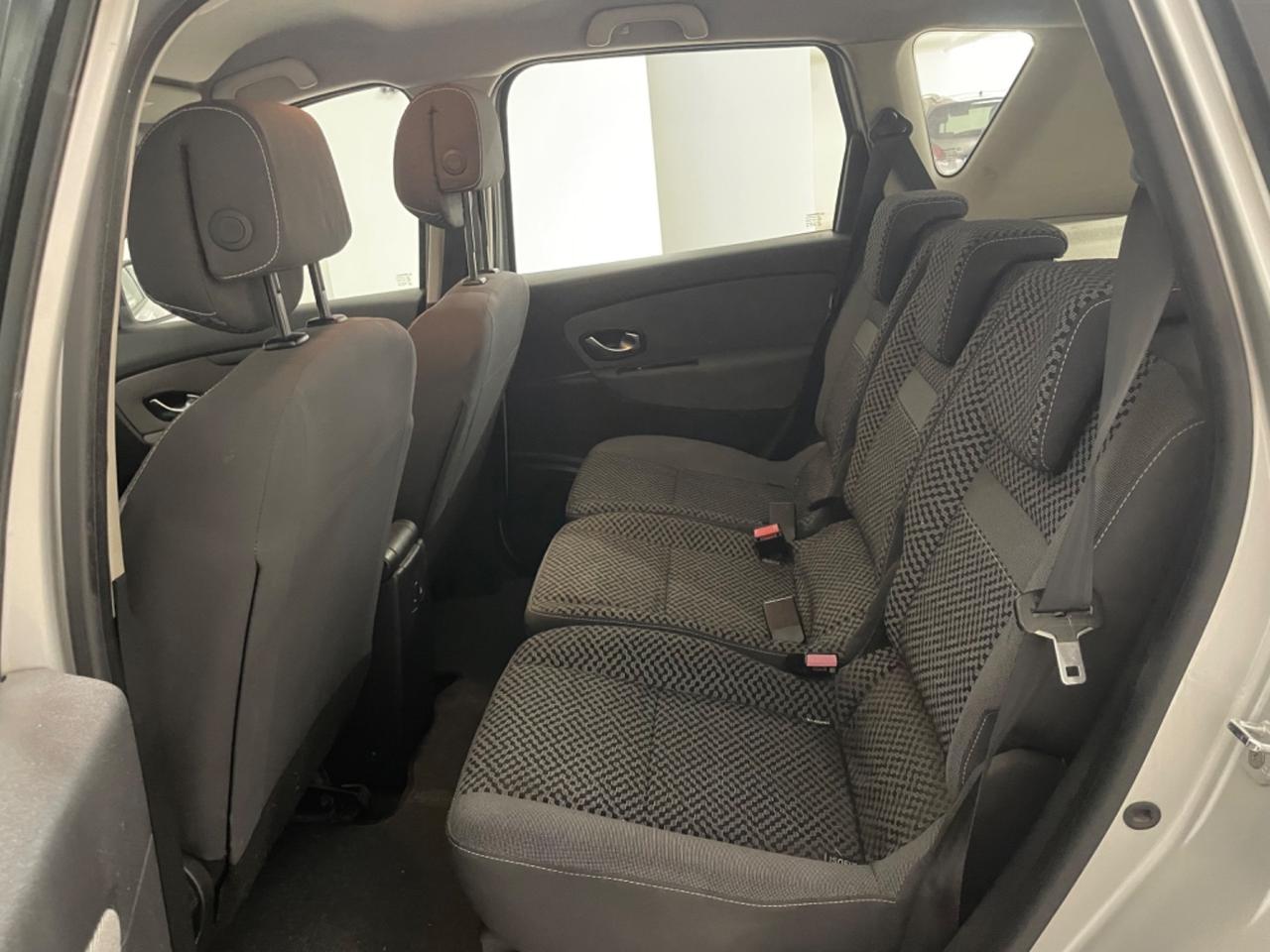 Renault Scenic Scénic 1.6 GPL Attractive Navi