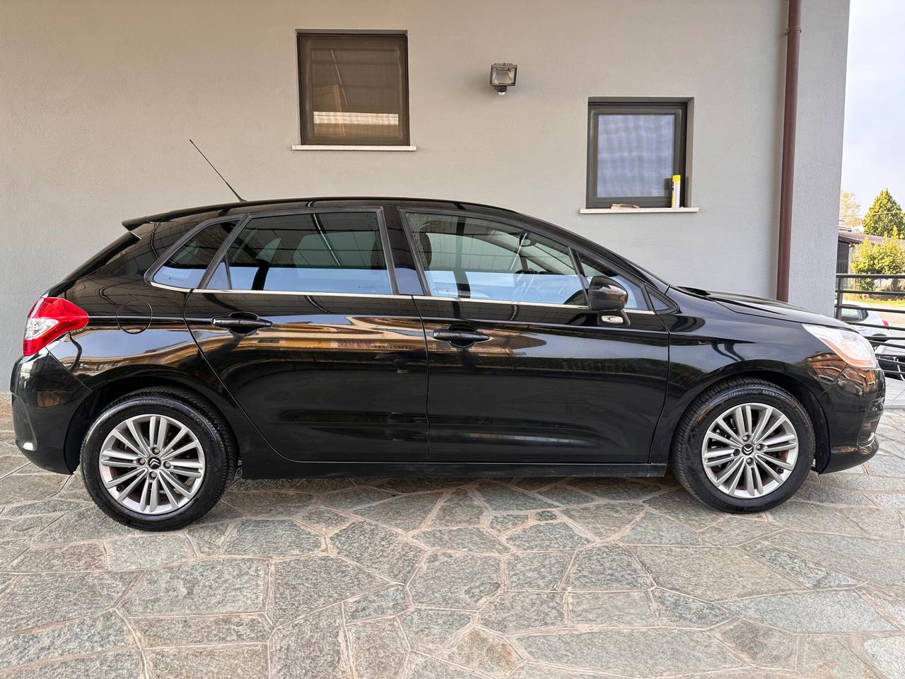 Citroen C4 Berlina C4 1.6 vti Attraction