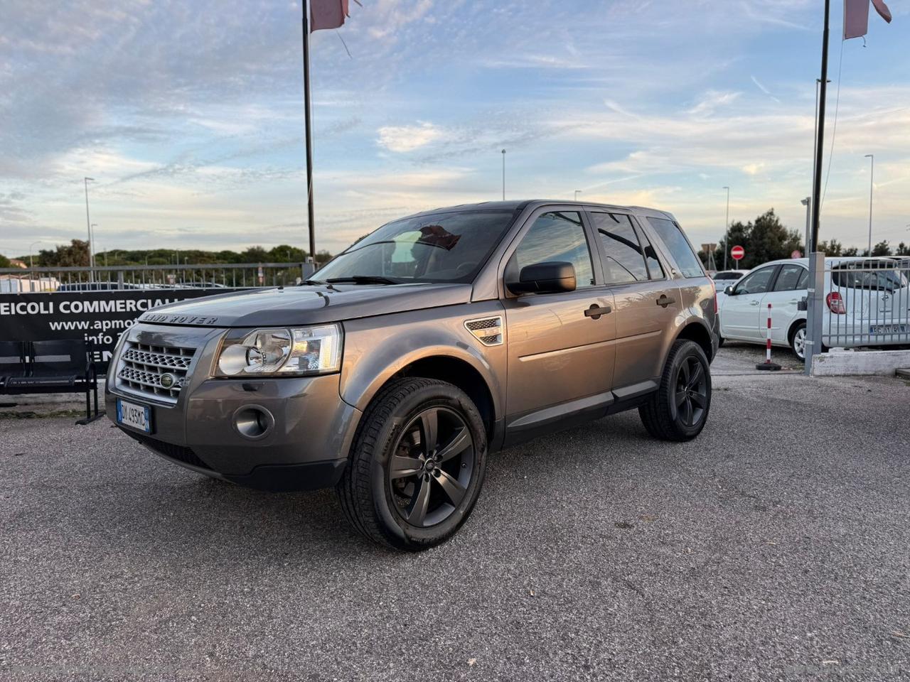 LAND ROVER Freelander 2.2 TD4 S.W. XS E. TD4