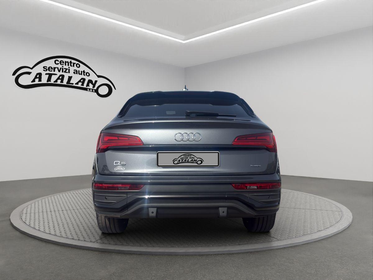 AUDI - Q5 Sportback - Q5 SPB 40 2.0 TDI 204CV quattro S tr. S line plus