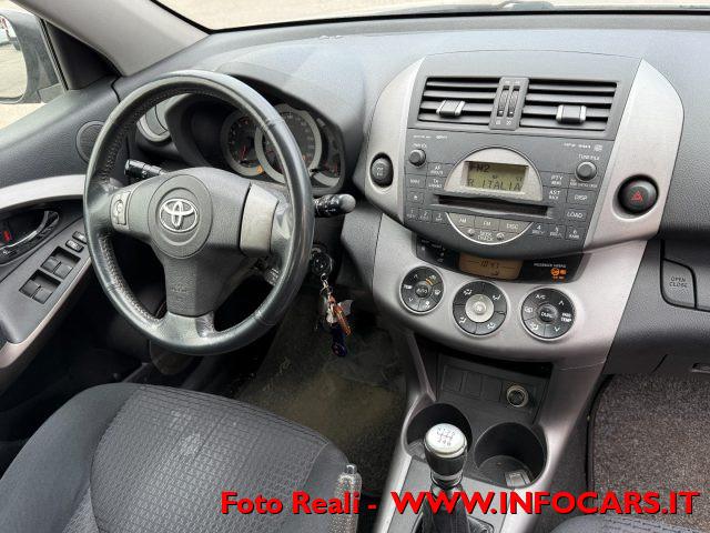 TOYOTA RAV 4 2.2 D-4D 177 CV