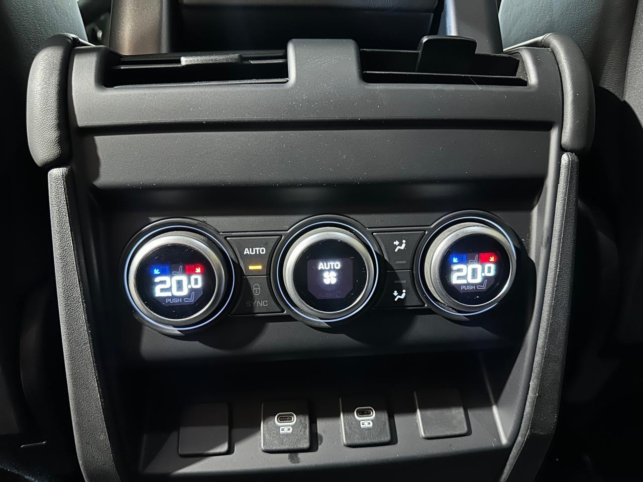 Land Rover Defender 90 3.0D I6 200 CV AWD Auto X-Dynamic HSE