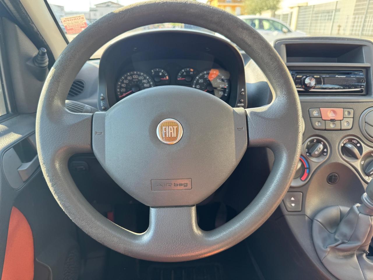 Fiat Panda 1.2 Benzina Natural Power Mamy