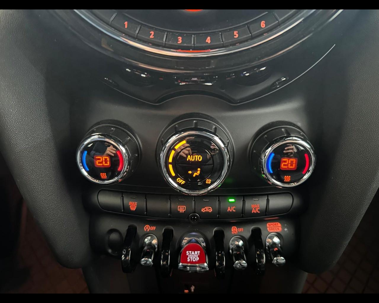 MINI Mini 4ª serie (F56) - Mini 1.5 Cooper Hype