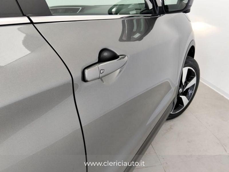 Nissan Qashqai 1.2 DIG-T N-Vision DCT (TETTO PAN.)