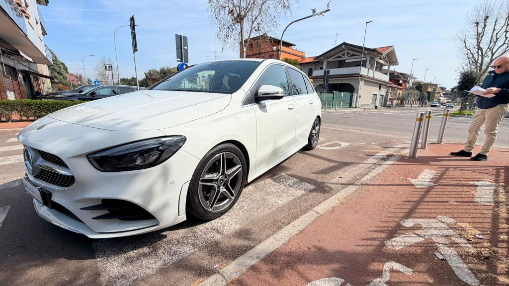 Mercedes B 180 D Sport 7G-DCT