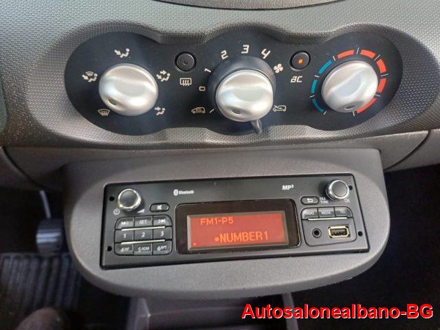 RENAULT Twingo 1.2 16V Live PER NEOPATENTATI