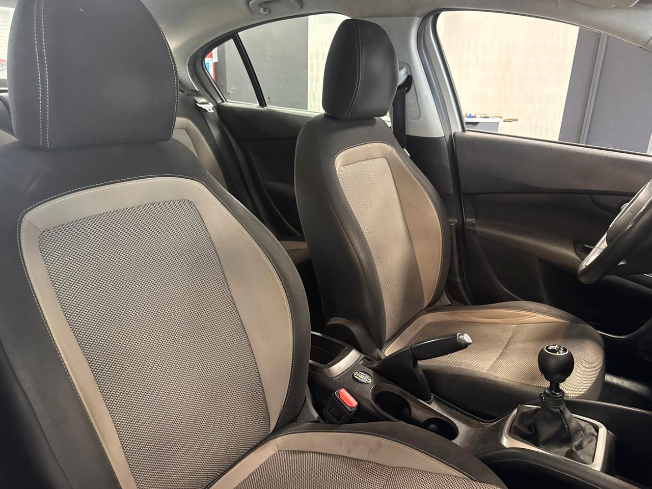 Fiat Tipo 1.4 T-Jet 120CV GPL SW Lounge