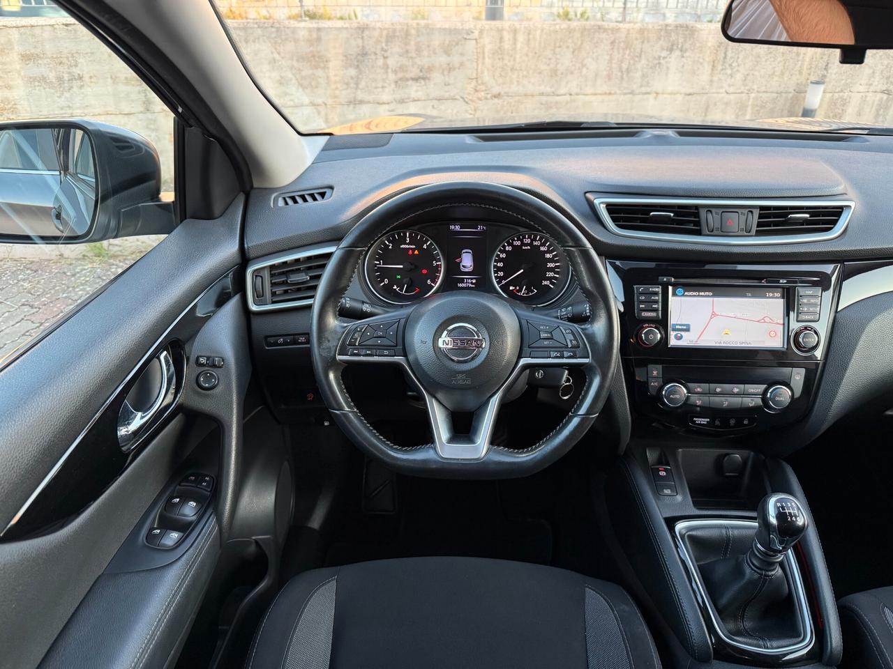 Nissan Qashqai 1.5 dCi Business RetroCam Navi Led