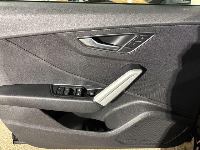 AUDI Q2 30 TFSI Business