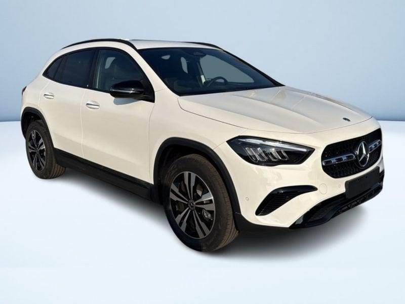 Mercedes-Benz GLA 200 Automatic Advanced Plus Progressive