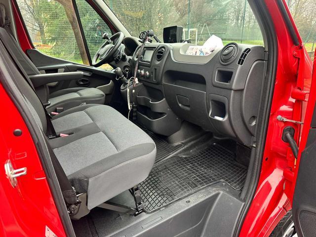 RENAULT Master T35 2.3 dCi/130 CARROATTREZZI