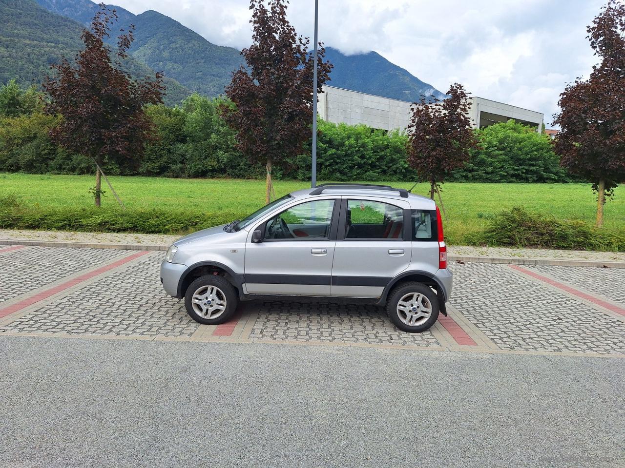 FIAT Panda 1.3 MJT 16V 4x4 Climbing