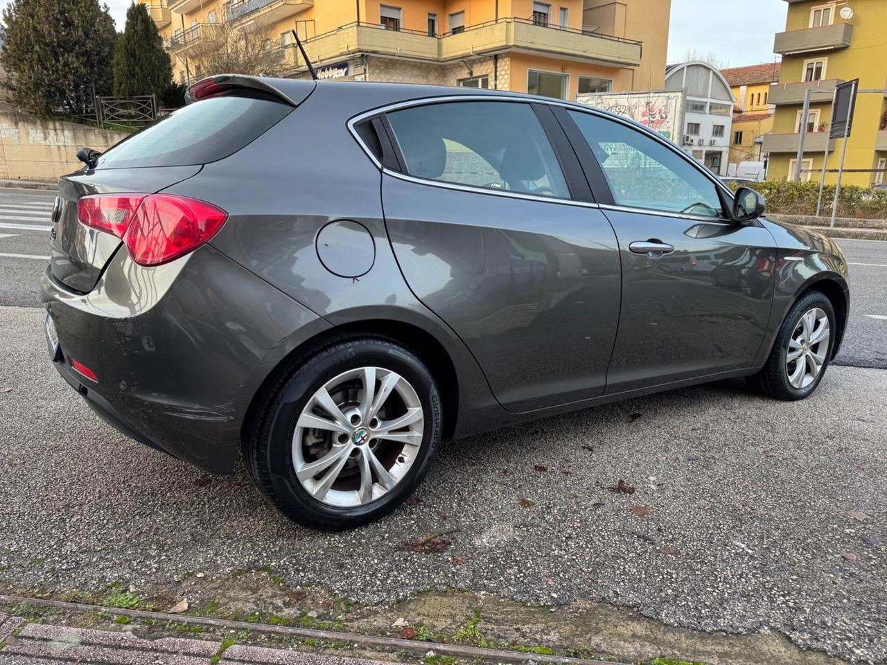Alfa Romeo Giulietta 1.6 JTDm-2 105 CV Progression