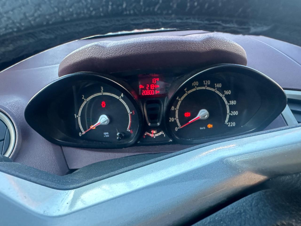 Ford Fiesta 1.4 5 porte Titanium