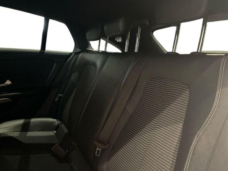 Mercedes-Benz CLA Shooting Brake 180 Sport auto