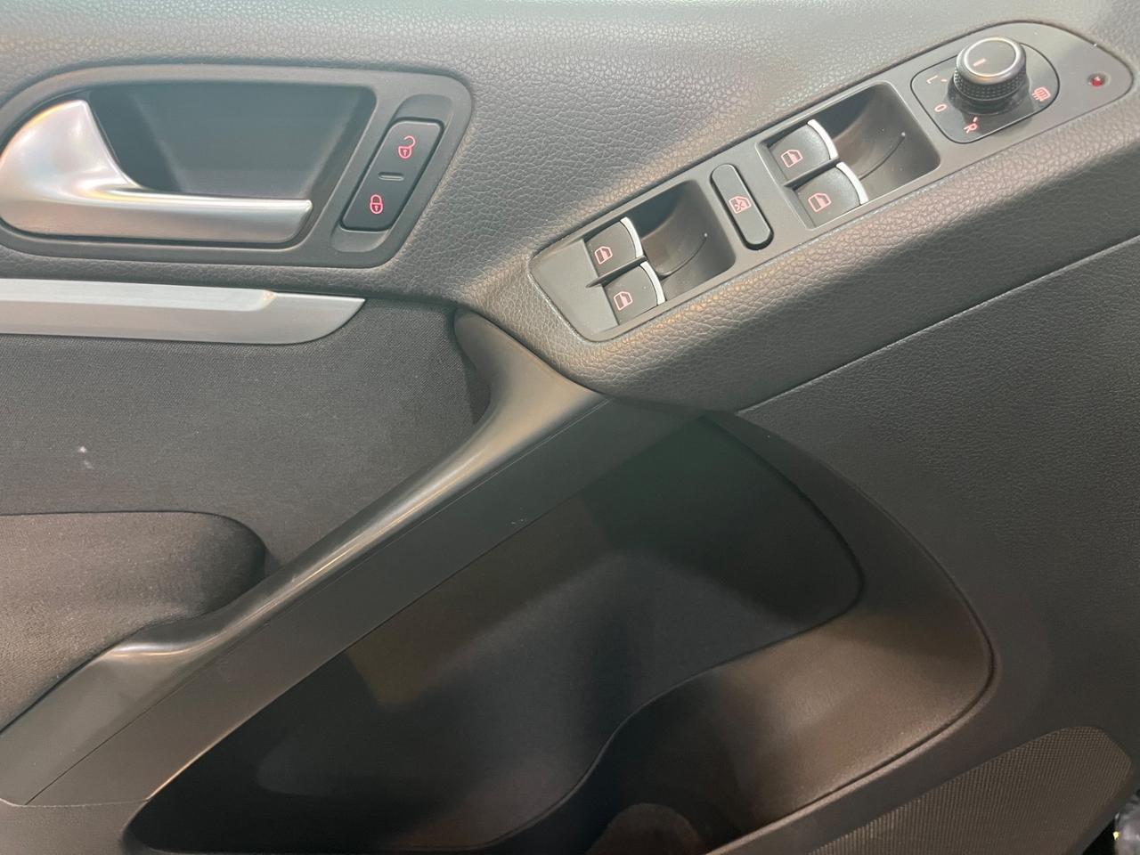 Volkswagen Tiguan AUTOMATICO 4X4 !!