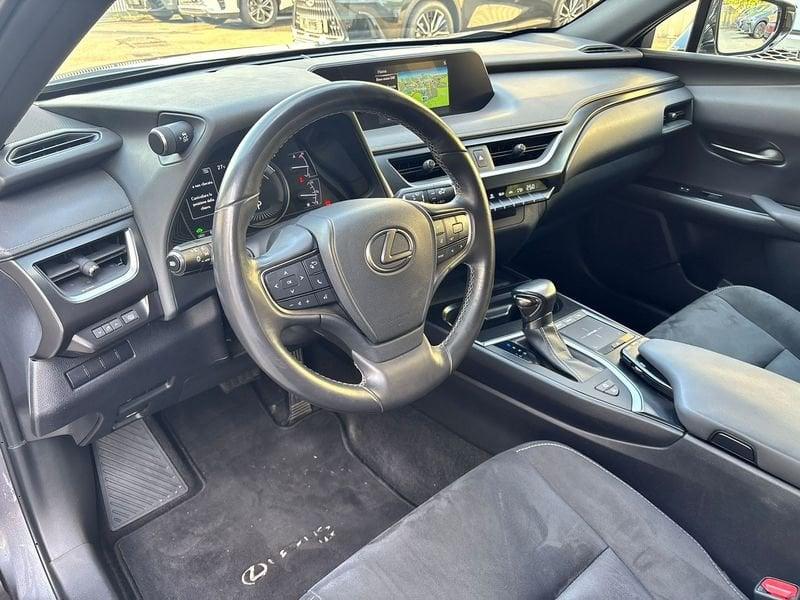 Lexus UX Hybrid Executive 2WD