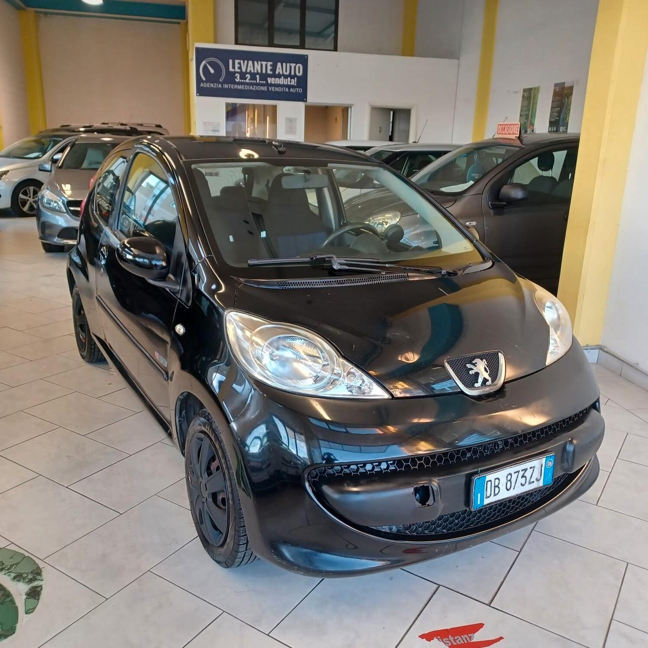ECONOMICA PEUGEOT 107 1.0 NEOPATENTATI