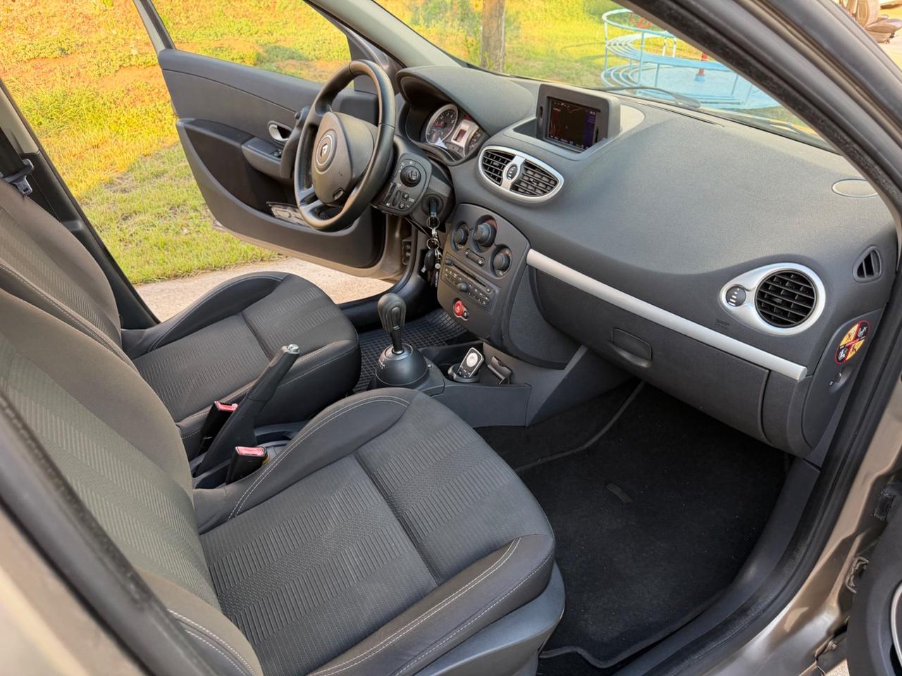 Renault Clio 1.2 16V 5 porte Dynamique