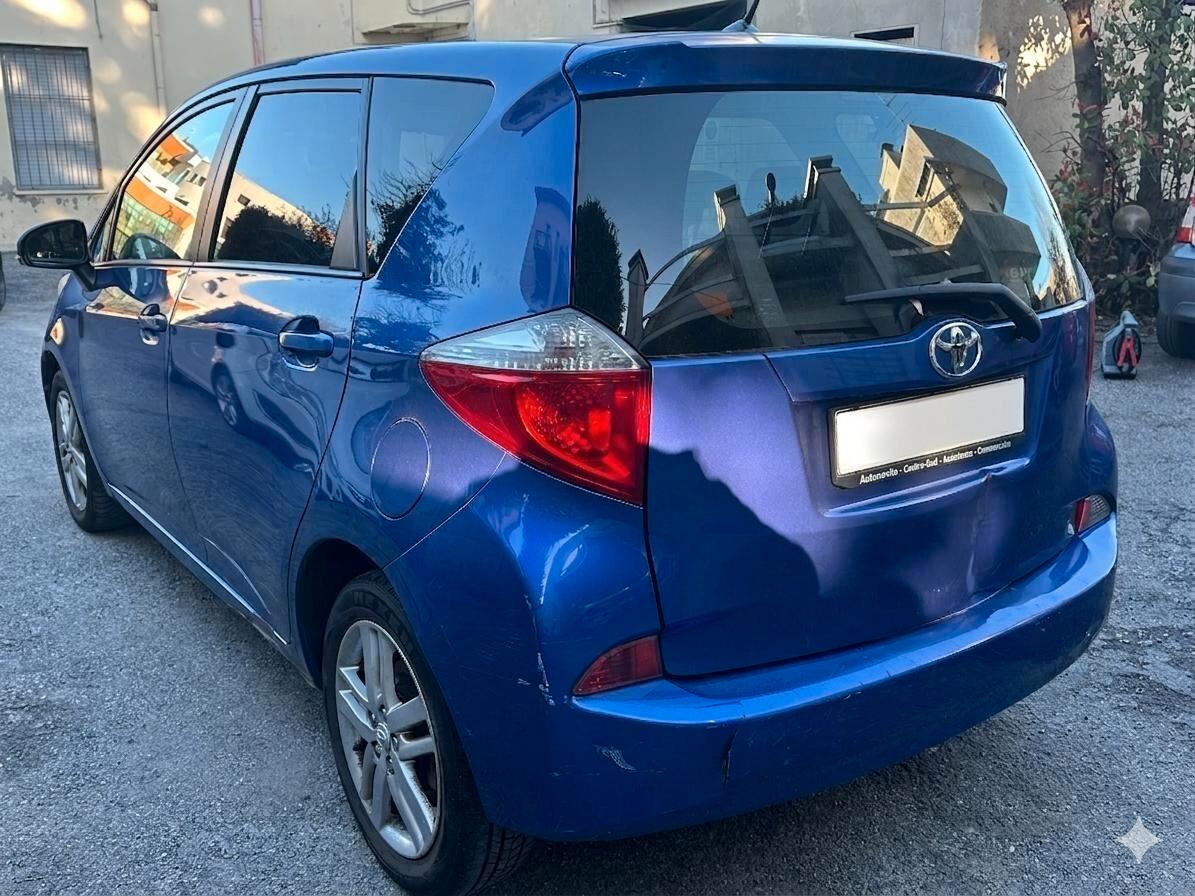 Toyota Verso-S 1.3 CVT Active