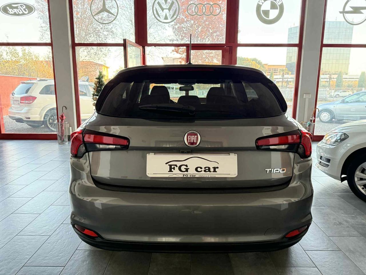 Fiat Tipo 1.4 5 porte 95Cv Lounge NEOPATENTATI