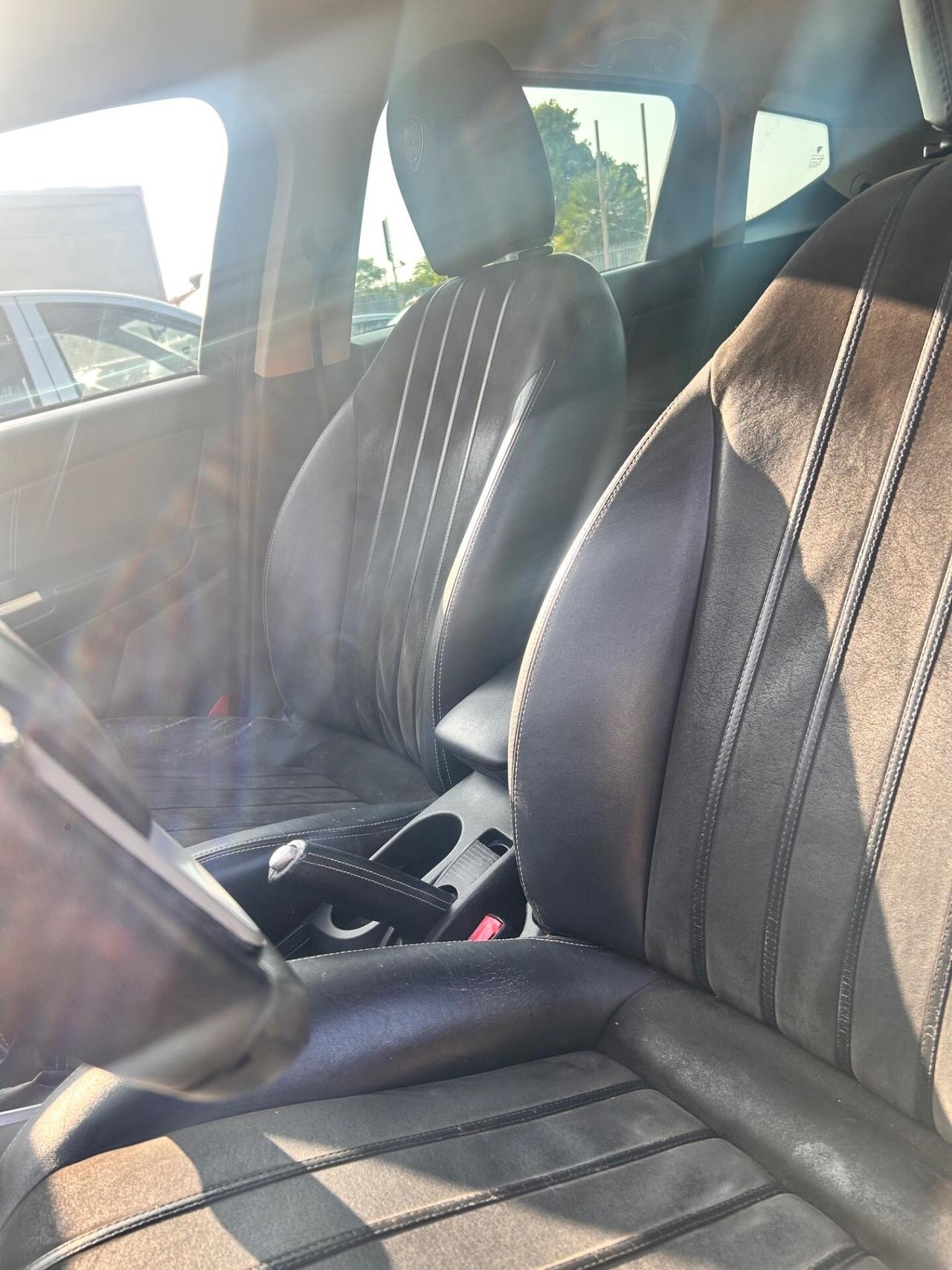 Lancia Delta 1.9 MJT Twinturbo DPF Platino