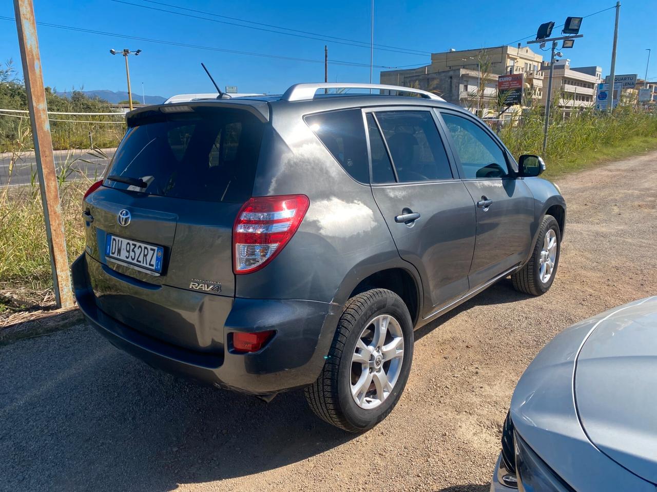 TOYOTA RAV4 2.2 150CV 4X4 ANNO 2009 LUXURY