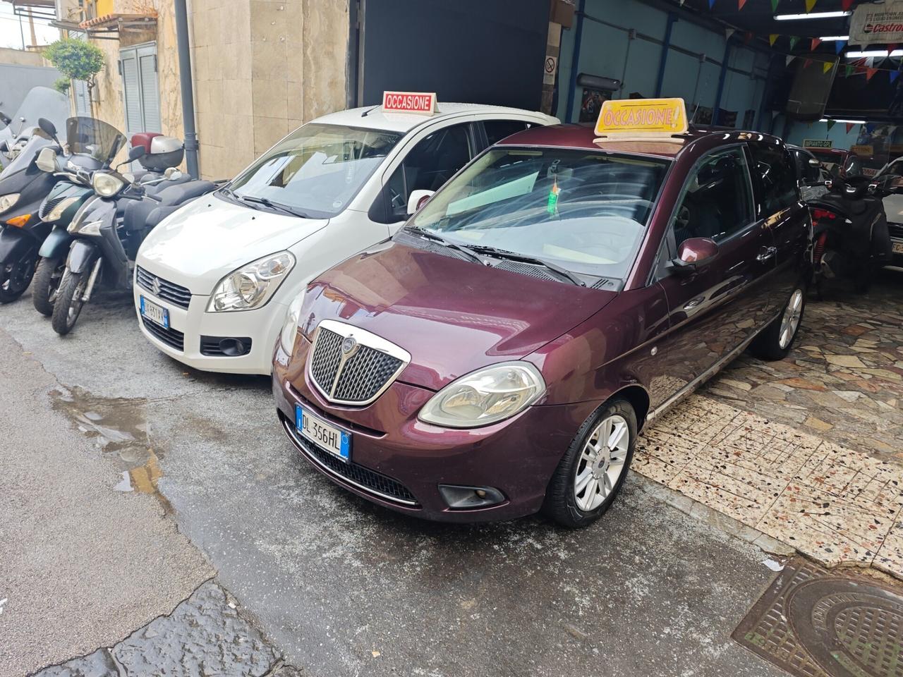 Lancia Ypsilon 1.3 MJT 90 CV Platino