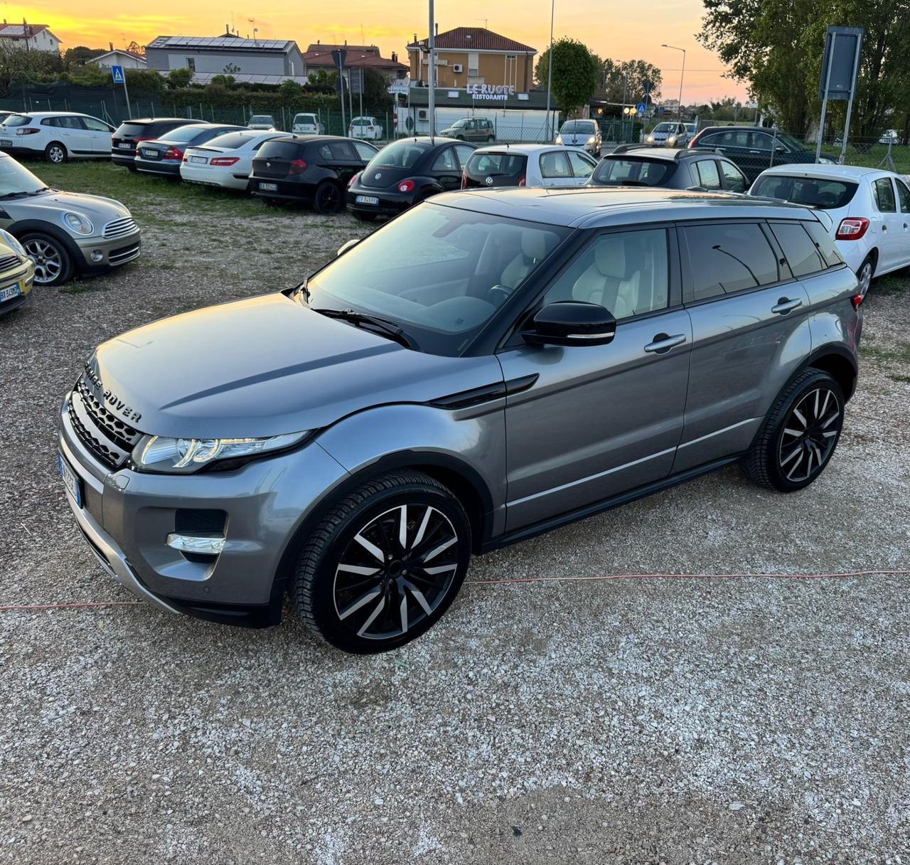 Land Rover Range Evoque 2.2 TD4 5p. Dynamic