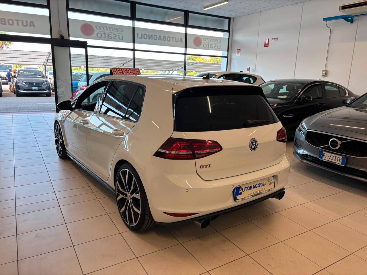 Volkswagen Golf GTI Performance 2.0 TSI 230 CV DSG 5p.