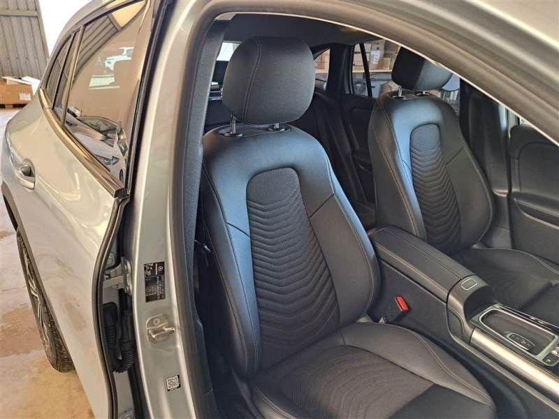 Mercedes-Benz GLA 180d AUTO Progr. Advanced