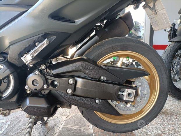 YAMAHA T MAX 560 TECHMAX Rate-Permute-Garanzia -e5