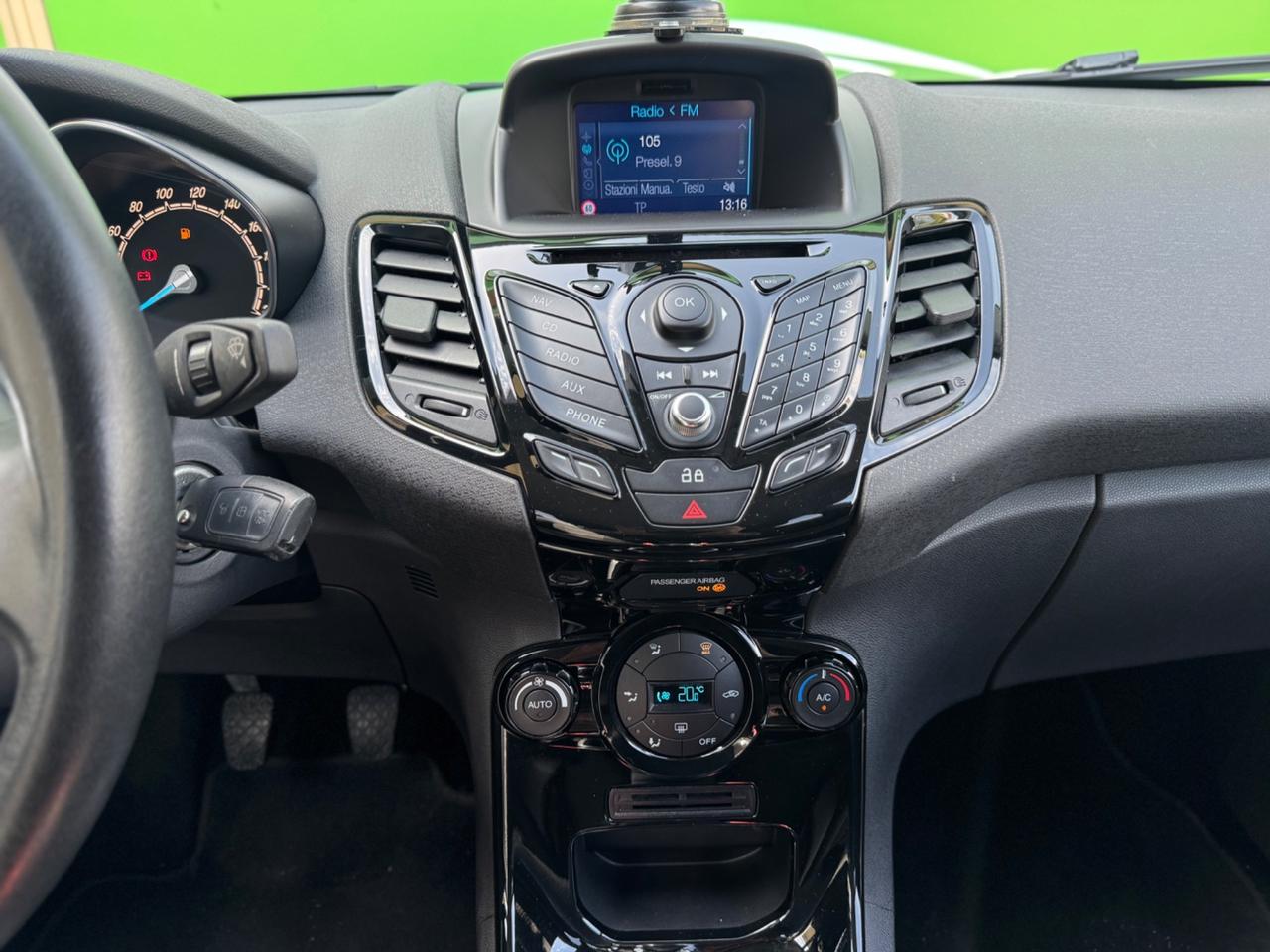 Ford Fiesta 1.5 TDCi 75CV 5 p NEOPATENTATI 2014 106500 km