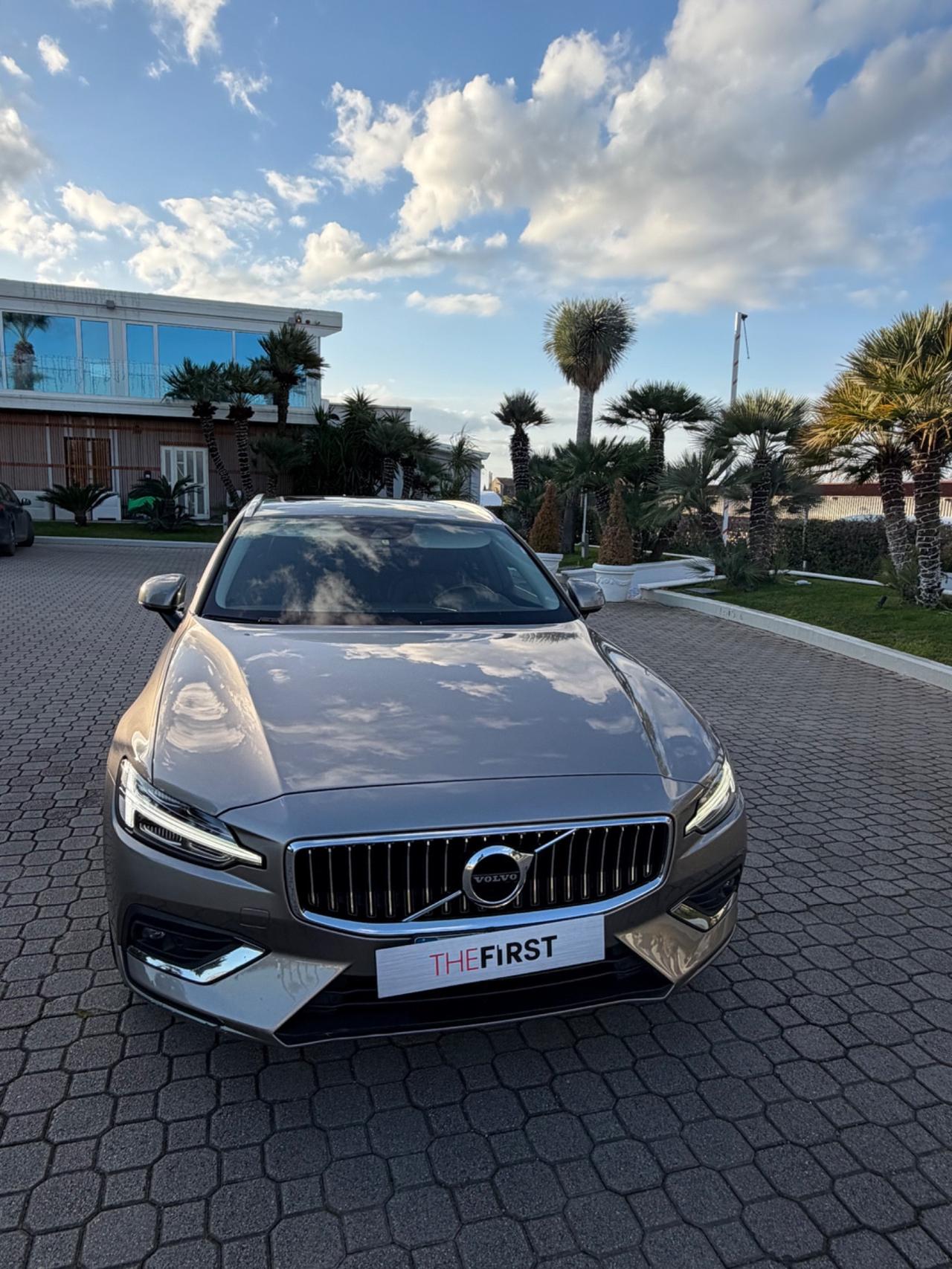Volvo V60 D3 R-design
