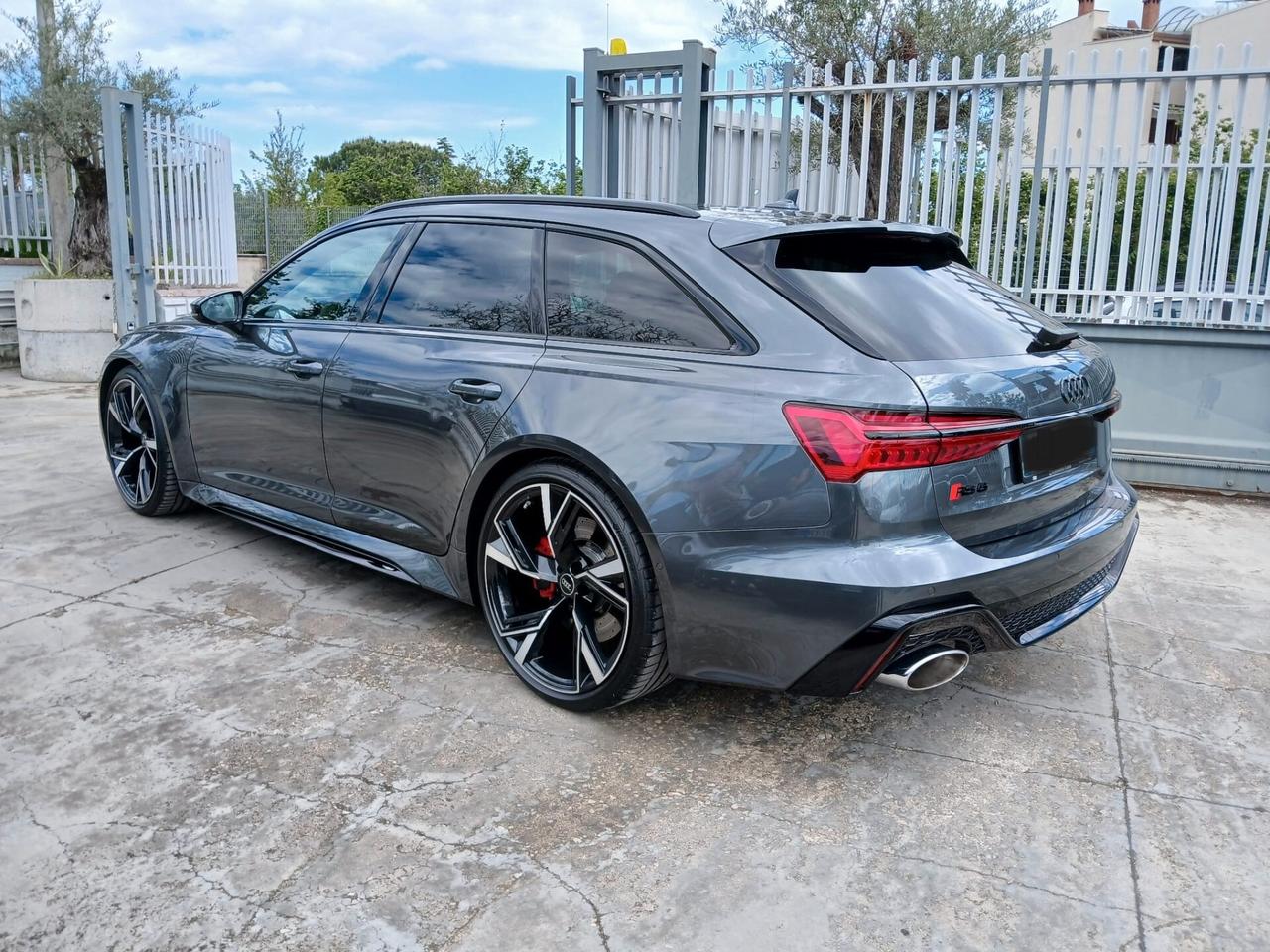 Audi A6 RS 6 Avant 4.0 TFSI V8 quattro tiptronic Performance
