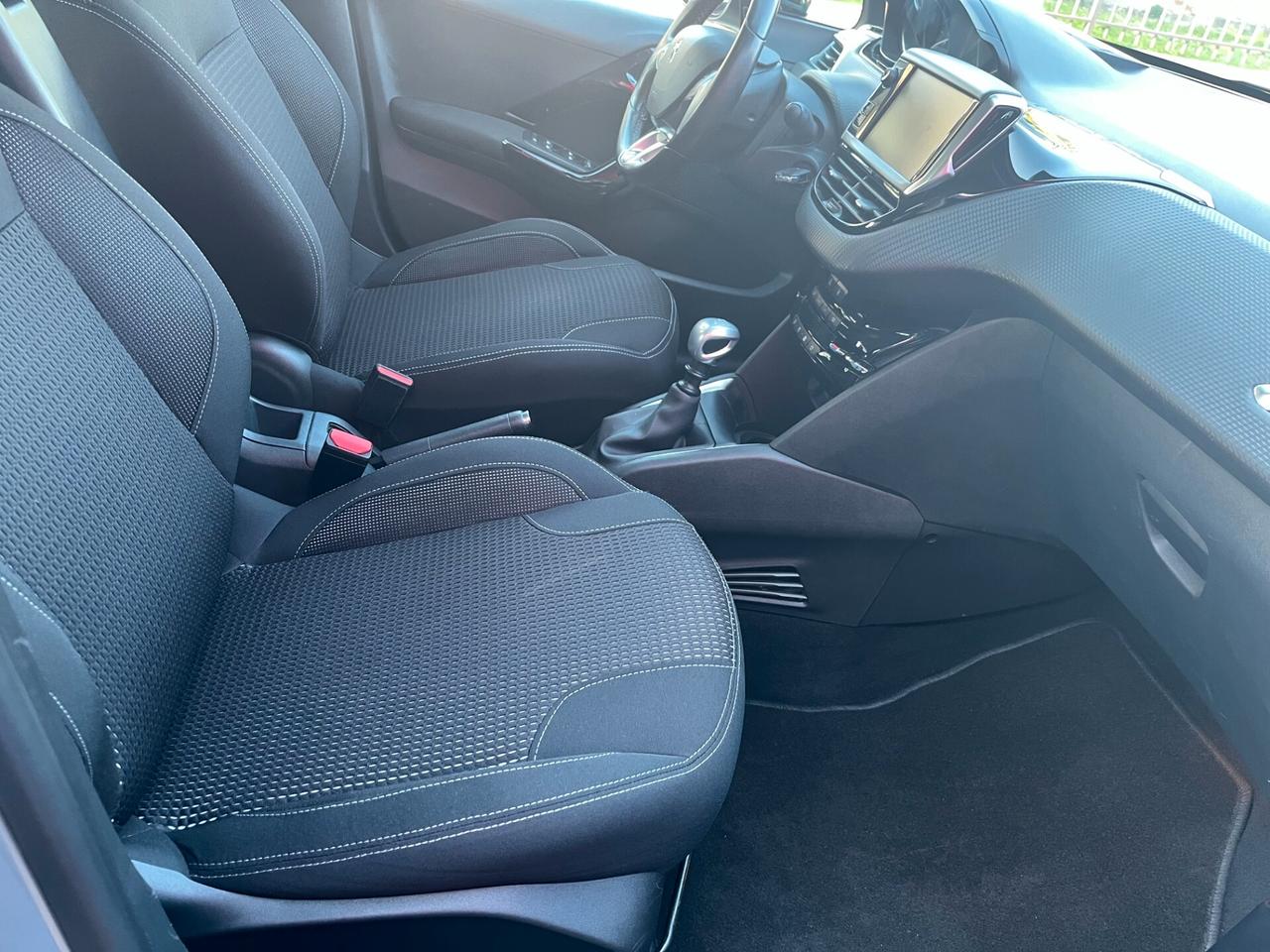 Peugeot 208 BlueHDi 100 S&S 5 porte Allure