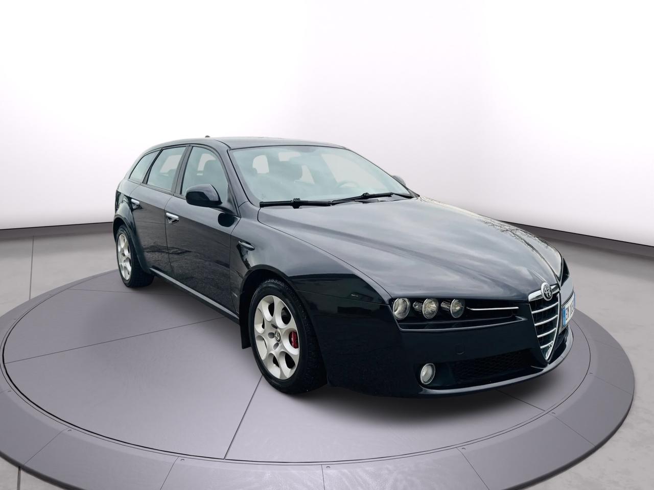 Alfa Romeo 159 2.0 JTDm 2012 tenuta da amatore