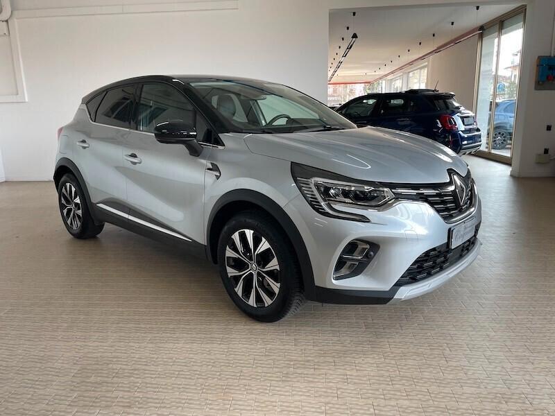 Renault Captur TCe 90 CV Techno Neopatentati 2024