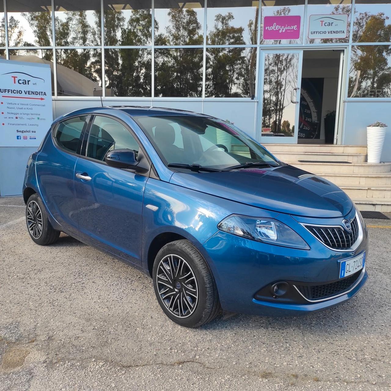 Lancia Ypsilon 1.0 Bz 70 Cv Hybrid Gold