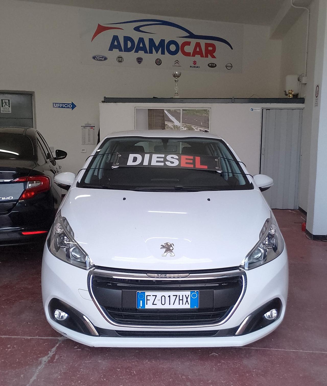 Peugeot 208 BlueHDi 100 S&S 5 porte Allure