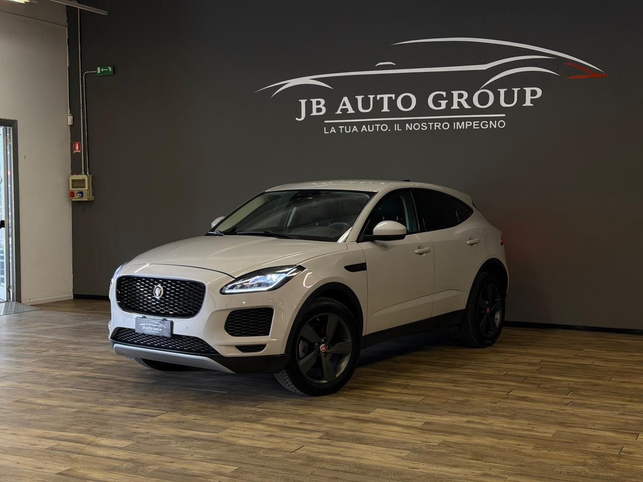 Jaguar E-Pace 2.0D 180 CV AWD aut. R-Dynamic SE