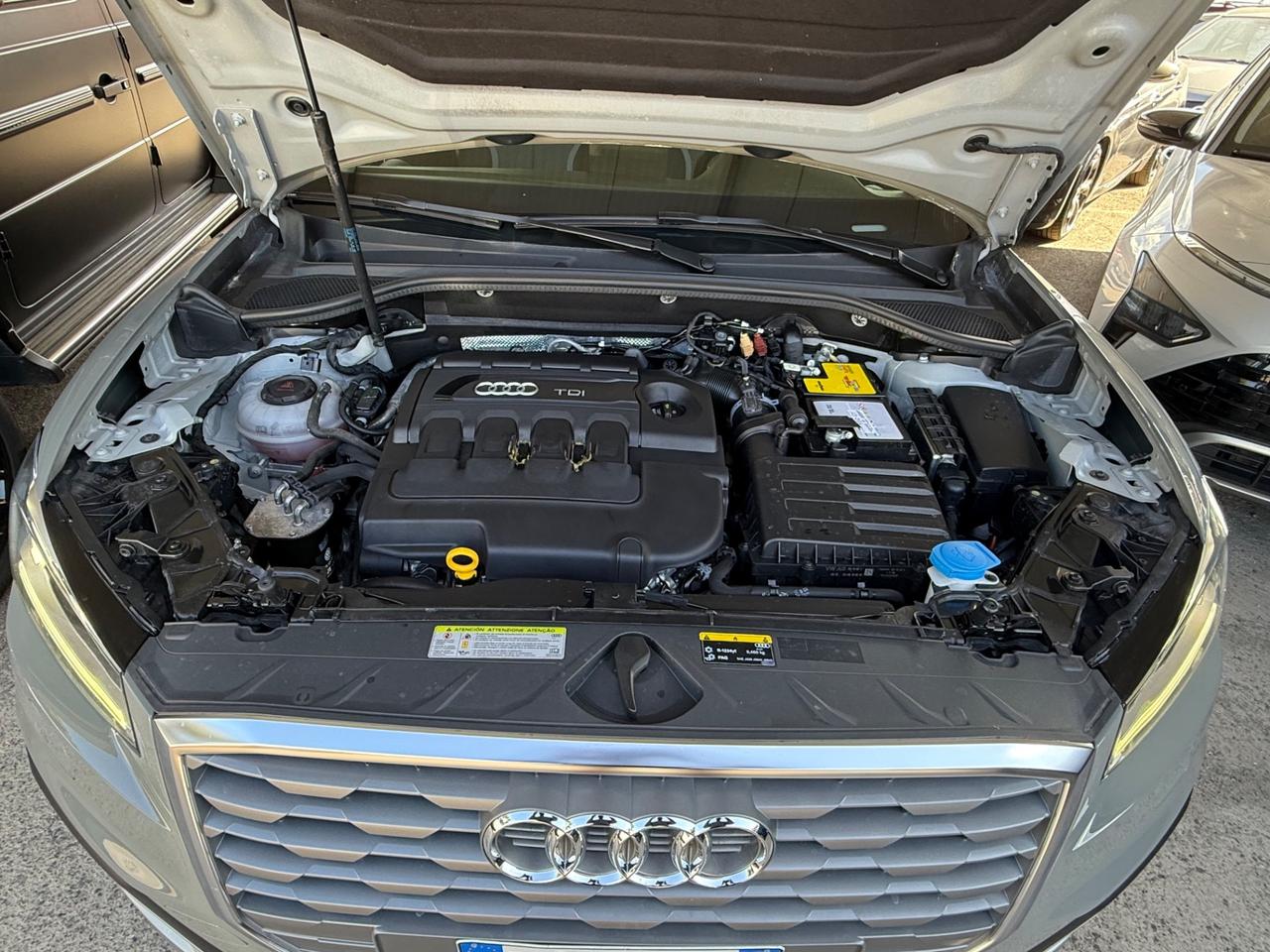 Q2 1.6 TDI S-tronic-S line-unipro-rate-garanzia