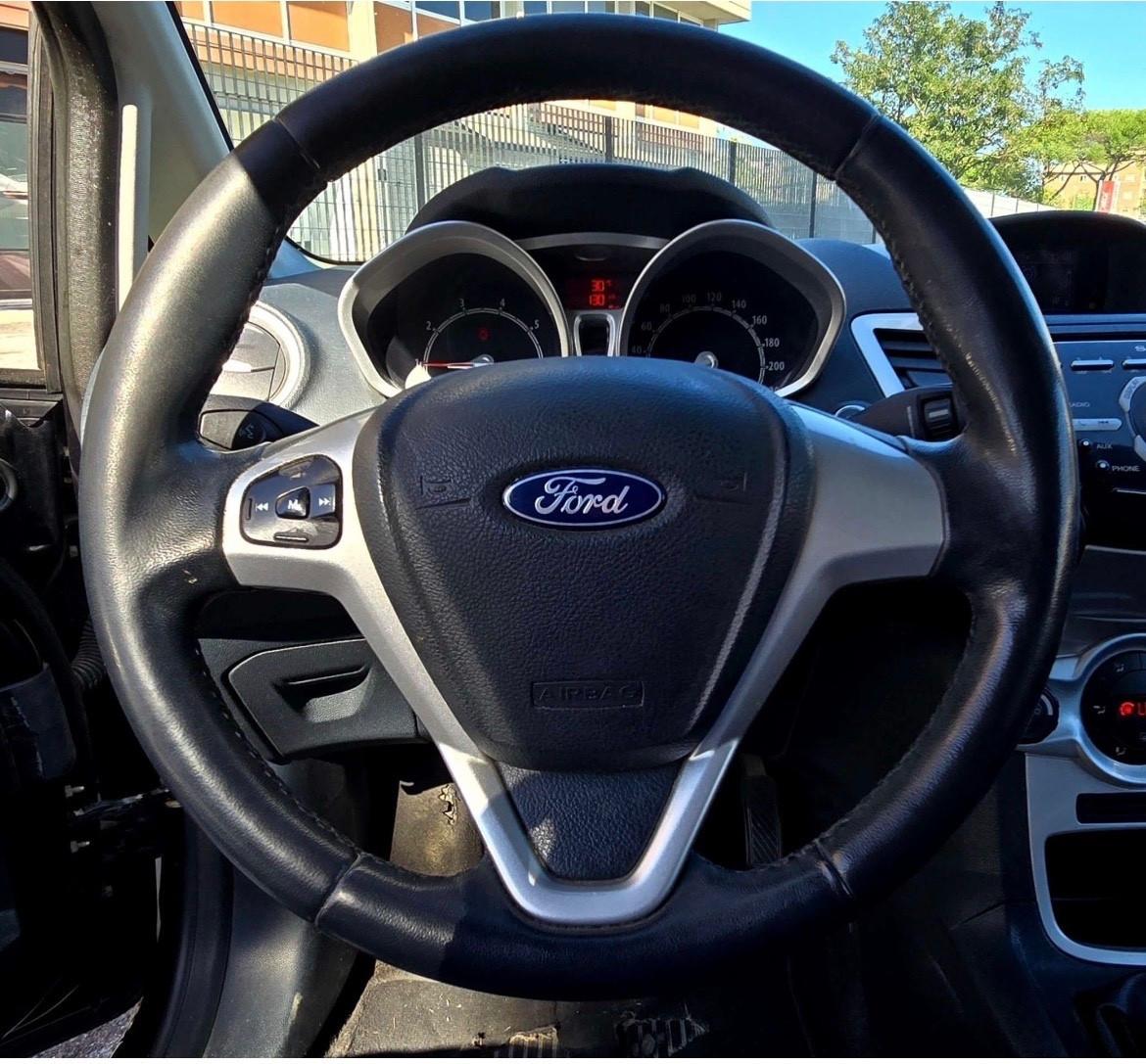 Ford Fiesta 1.2 82CV 3 porte Titanium