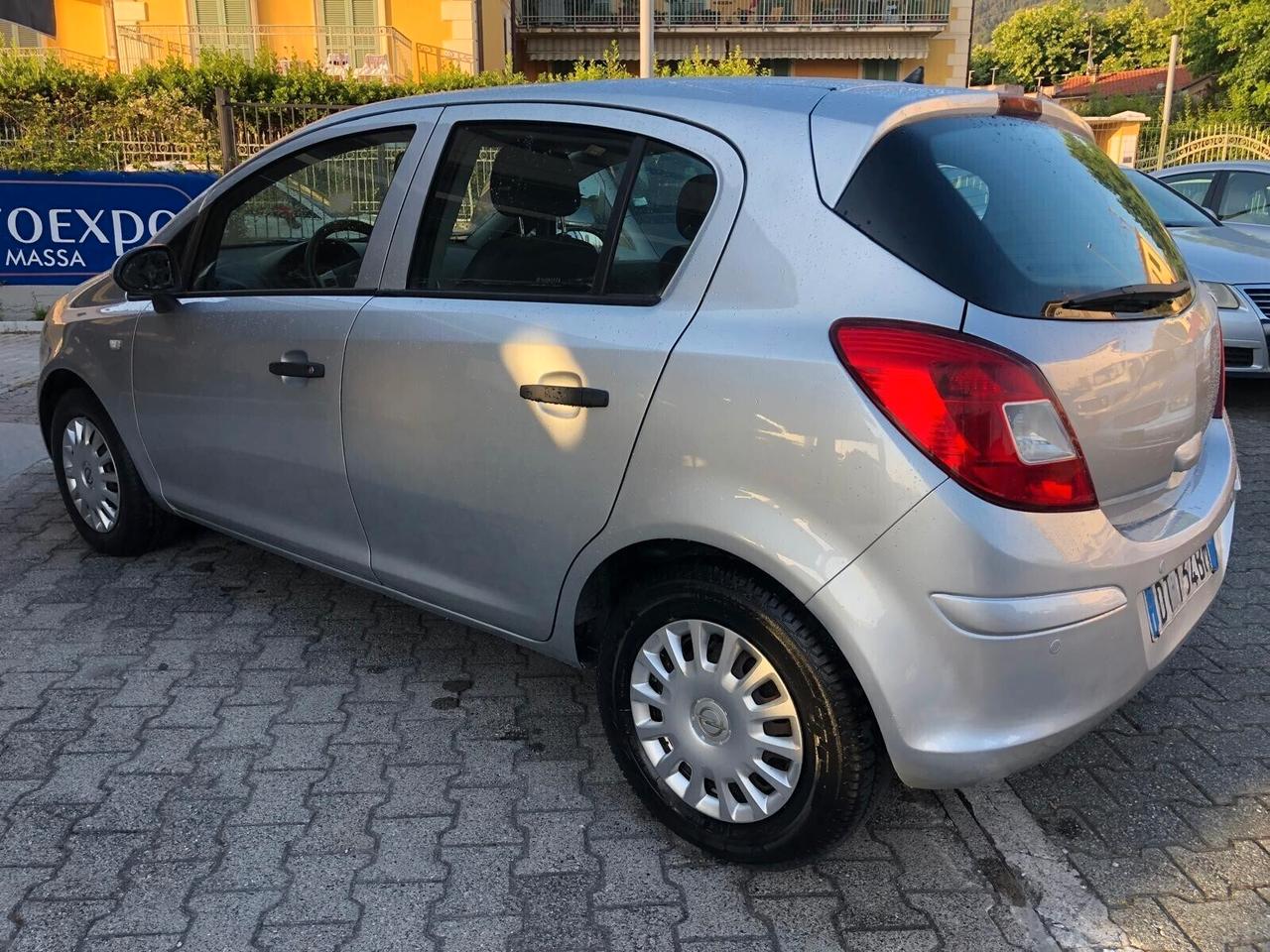 Opel Corsa 1.3 CDTI 75CV ecoFLEX OMOLOGATA EURO 4 SENZA FILTRO ANTIPARTICOLATO!!!5 porte UNICO PROPRIETARIO CON SOLO 24.497 KM GARANZIA EUROPEA DELLA CONFORMGEST X 12 MESI RINNOVABILE FINO A 24 MESI!!!
