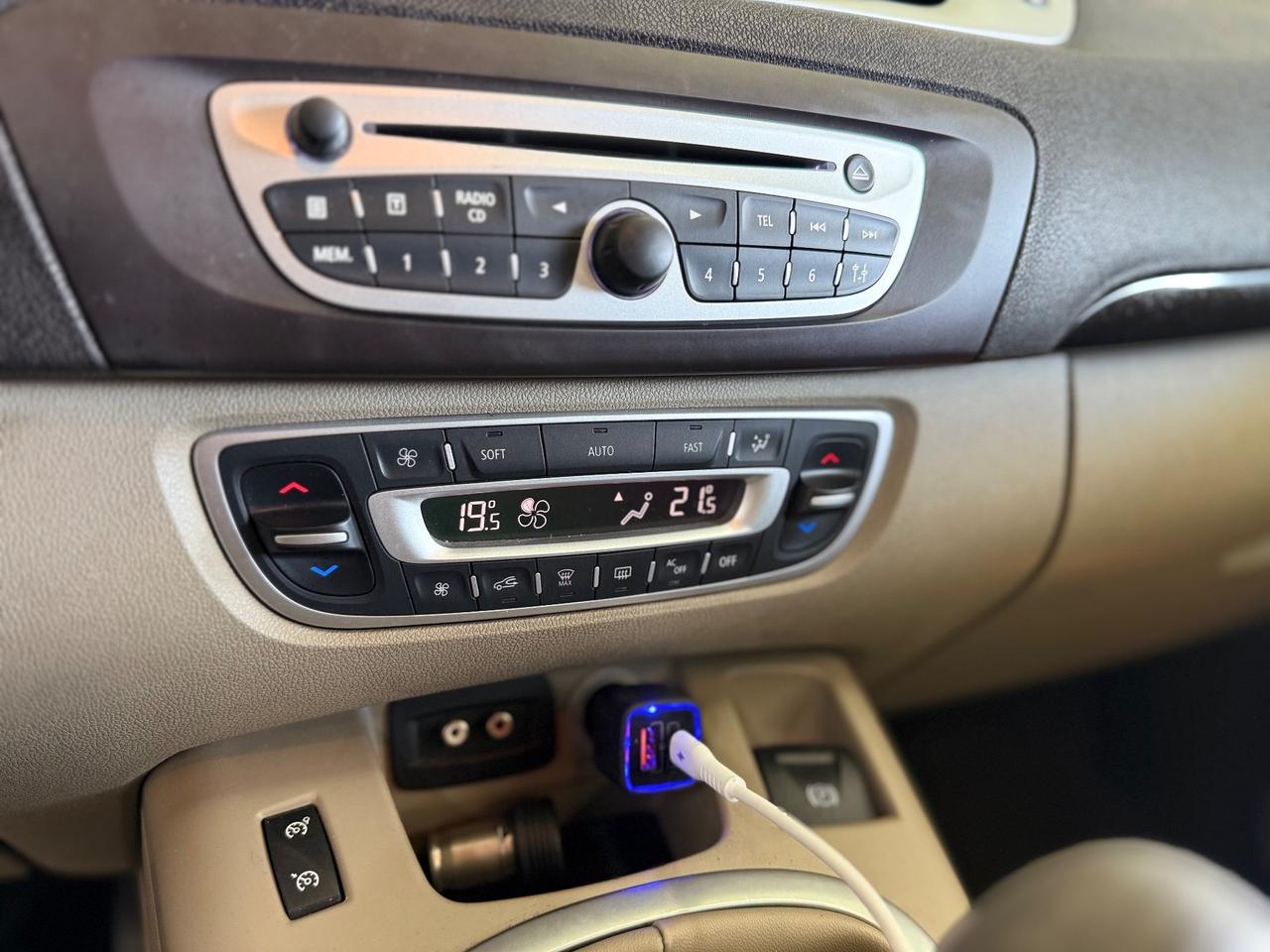 Renault Scenic Scénic X-Mod 1.5 dCi 110CV Luxe