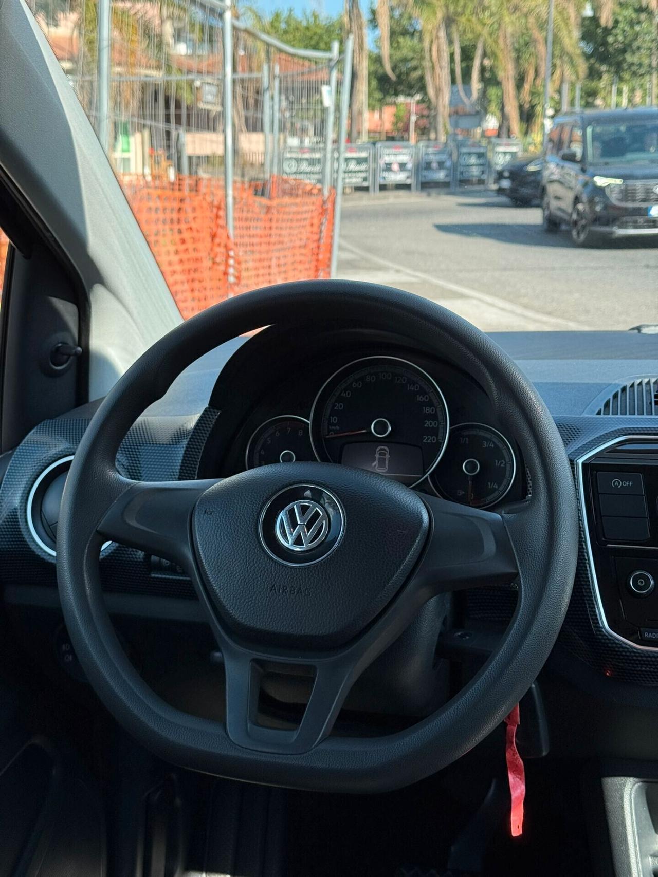 Volkswagen up! 1.0 5p. take